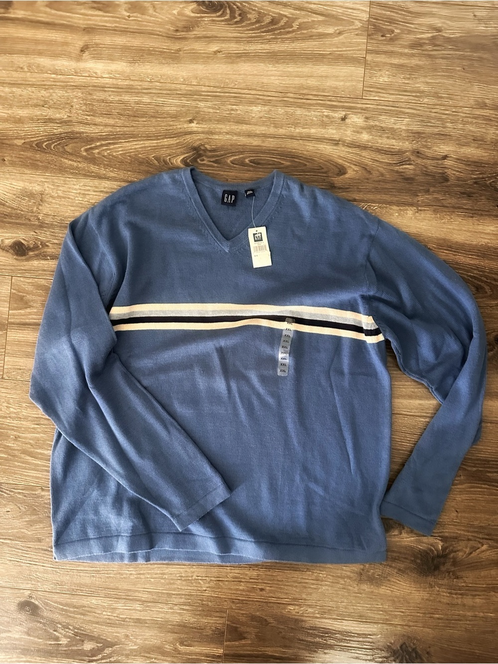 NWT Vintage Gap Men’s Blue V-Neck Sweater with Contrast Stripes